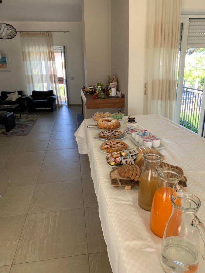 Villa Donatella Paestum Bagian luar foto